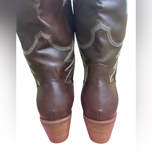 Women's Brown Mid Calf Embroidered Western Boots Snip Toe Chunky Heel PullOn 9.5 - Picture 5 of 8